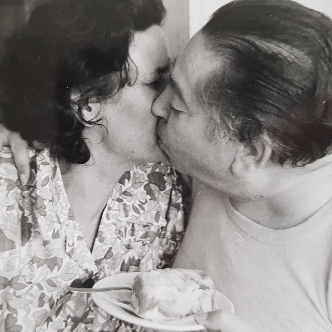 Un bacio e una torta